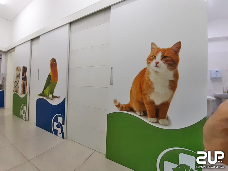 Adesivo porta de consultório.jpg