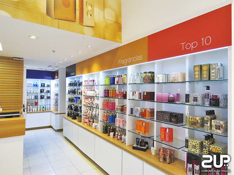 Adesivos para sinalização de produtos Mahogany.jpg